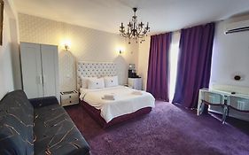 Iris Boutique Therme & Bucharest Otopeni Airport